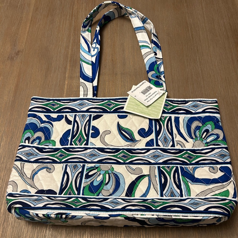 Vera Bradley Mediterranean White Tic Tac Tote - Picture 2 of 8